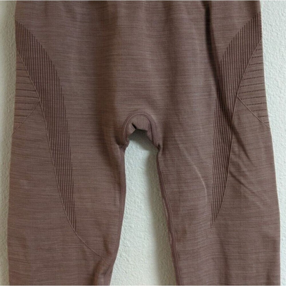 Women's ALPHALETE Mauve Compression Leggings Small - Picture 5 of 9